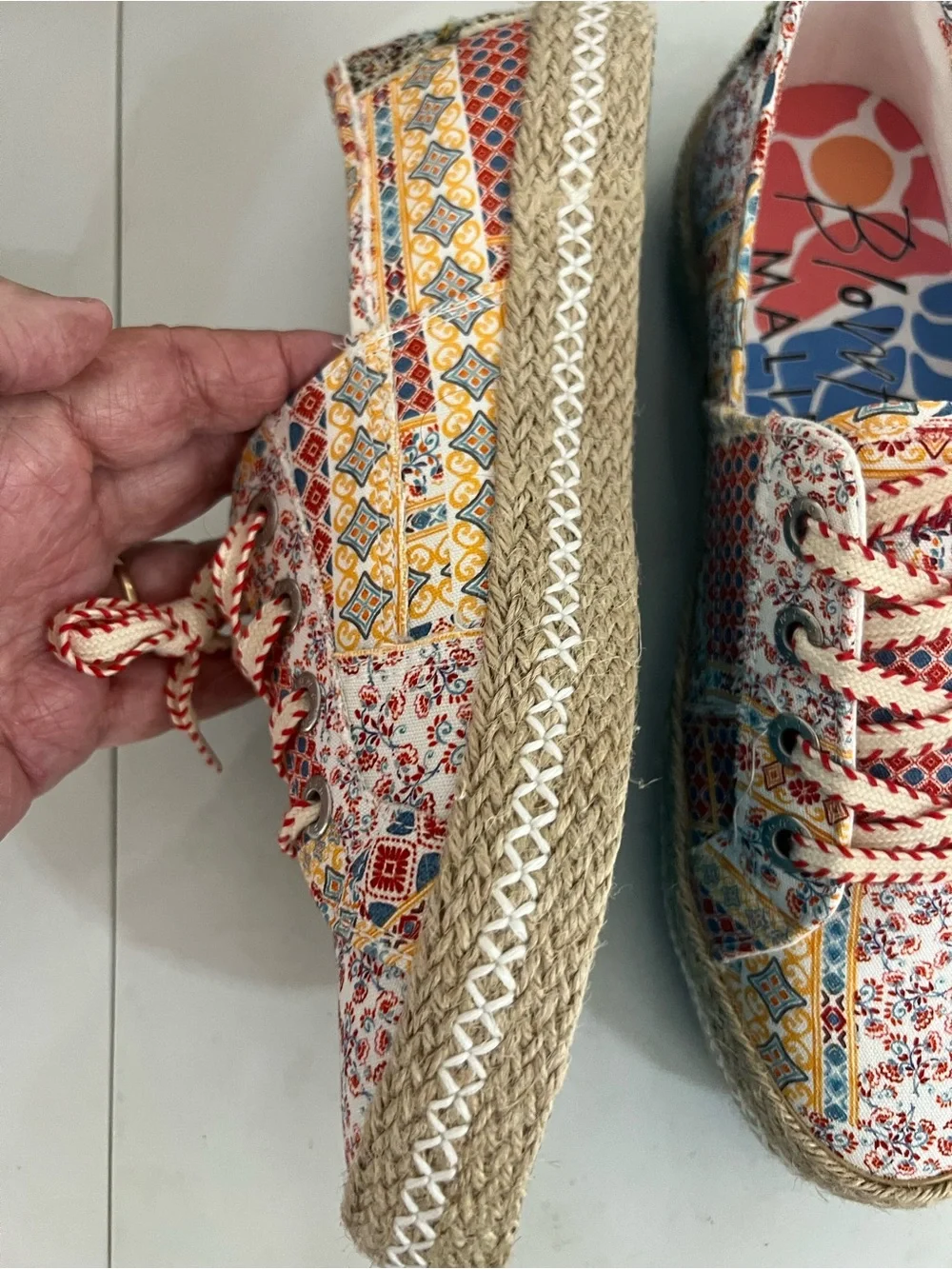 Women's Floral Espadrille Sneakers in Red, Yellow & Blue blowfish size 10 new!